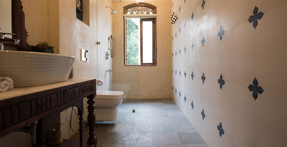 Igreha - Villa F - Bathroom layout